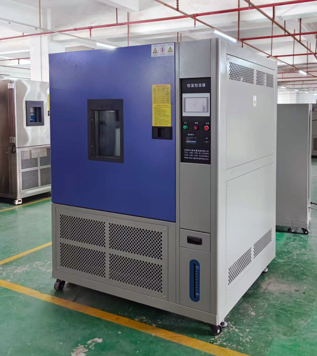 非標恒溫恒濕試驗箱送貨深圳客戶公司。